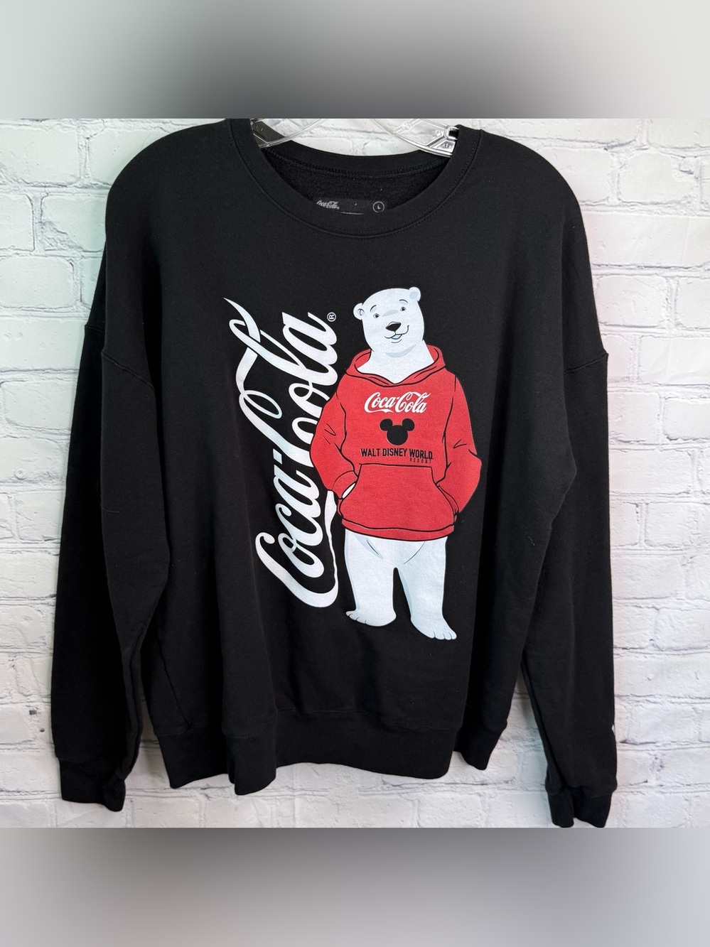 Walt Disney World Coca-Cola Bear Black Sweatshirt Large
